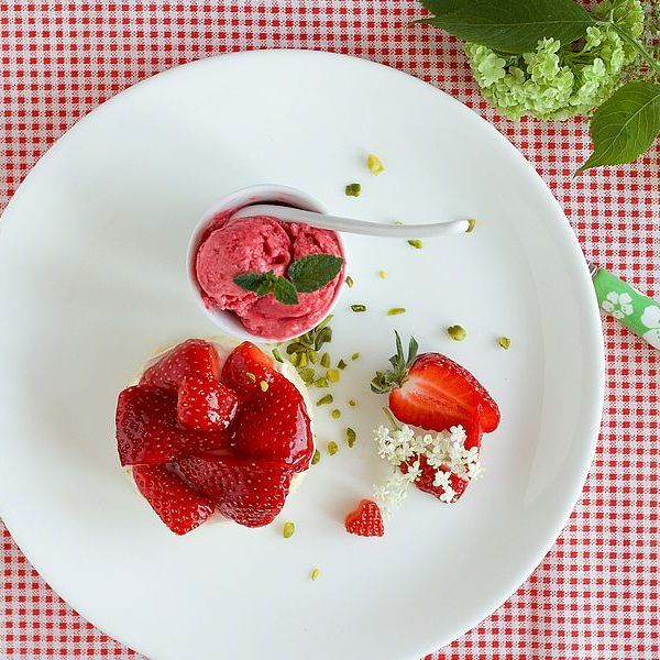 Erdbeereis - Rezeptbild | Gourmetköchin Petra Braun-Lichter
