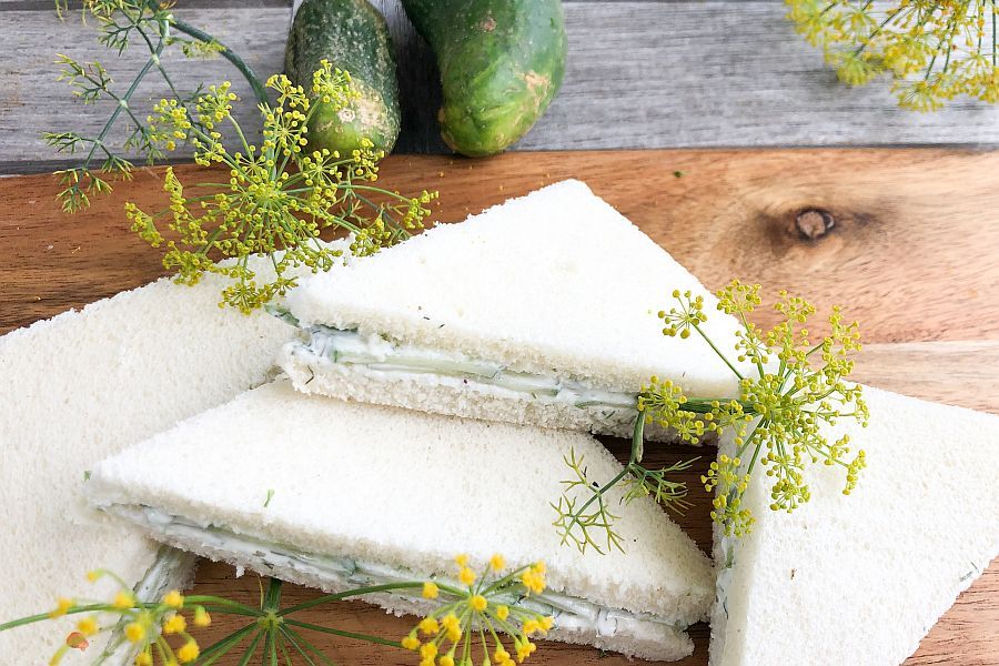 Gurken-Sandwich - Bild für Blogbeitrag "Die Saure Gurkenzeit und ist die Gurke eine Frucht?" | Gourmetköchin Petra Braun-Lichter